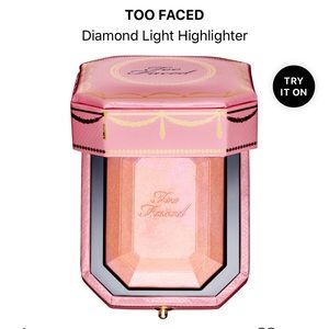 Too Faced Diamond Light Highlighter in Fancy Pink